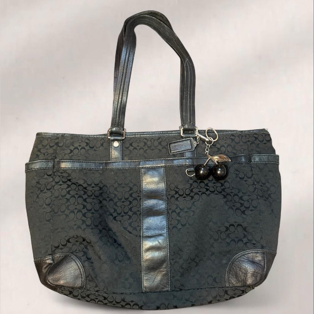 Coach Black Patterned Shoulder Bag